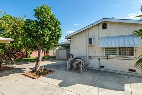 Tiny photo for 4003 Gangel Ave, Pico Rivera, CA 90660 (MLS # CV25245567)