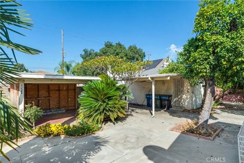 Tiny photo for 4003 Gangel Ave, Pico Rivera, CA 90660 (MLS # CV25245567)
