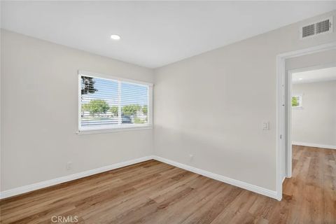 Tiny photo for 1431 Mauna Loa Rd, Tustin, CA 92780 (MLS # PW25232543)