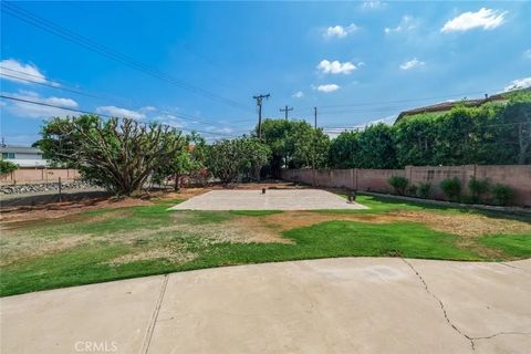 Tiny photo for 1431 Mauna Loa Rd, Tustin, CA 92780 (MLS # PW25232543)