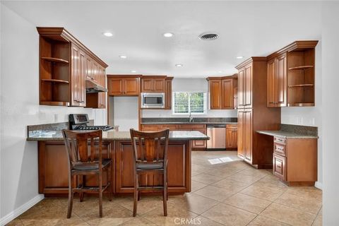 Tiny photo for 1431 Mauna Loa Rd, Tustin, CA 92780 (MLS # PW25232543)