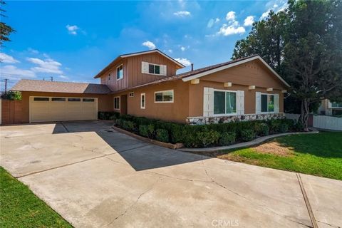 Tiny photo for 1431 Mauna Loa Rd, Tustin, CA 92780 (MLS # PW25232543)