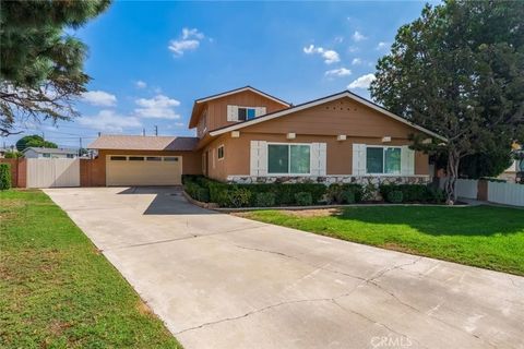 Tiny photo for 1431 Mauna Loa Rd, Tustin, CA 92780 (MLS # PW25232543)