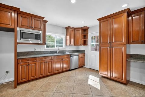 Tiny photo for 1431 Mauna Loa Rd, Tustin, CA 92780 (MLS # PW25232543)