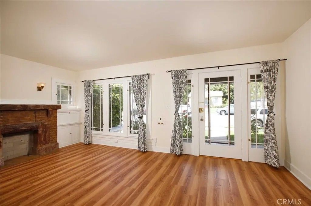 Photo of 340 W Lime Ave, Monrovia, CA 91016 (MLS # AR26072771)