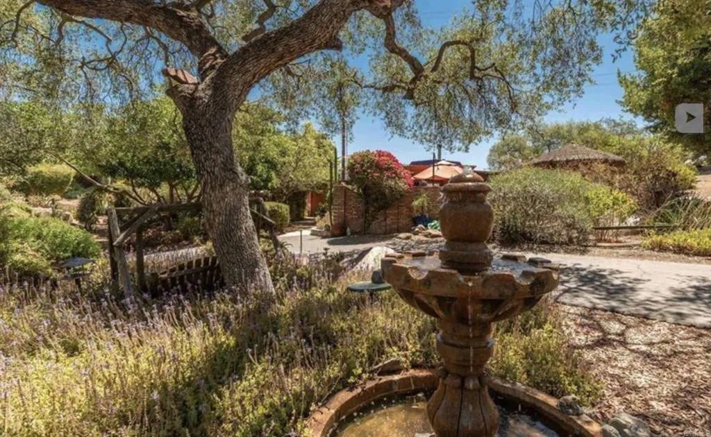 1168 Alpine Heights