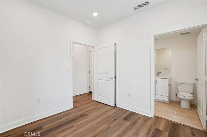 1687 Coral Sea Lane