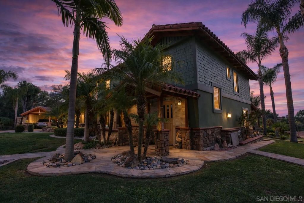 Photo of 3097 Green Heather Lane, Fallbrook, CA 92028 (MLS # 260003751)