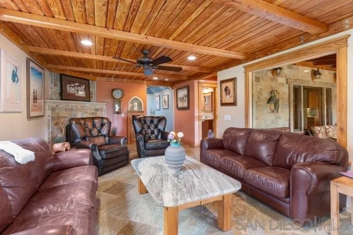 3097 Green Heather Lane