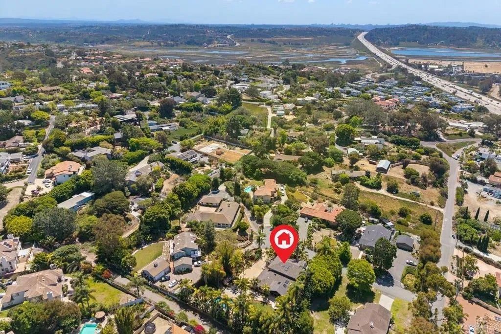 Photo of 1056 Woodside Way, Del Mar, CA 92014 (MLS # NDP2603792)