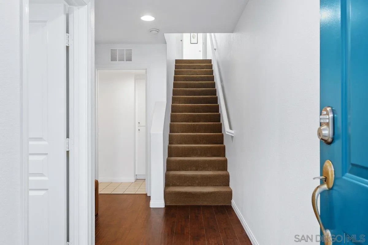 790 Harbor Cliff Way 183