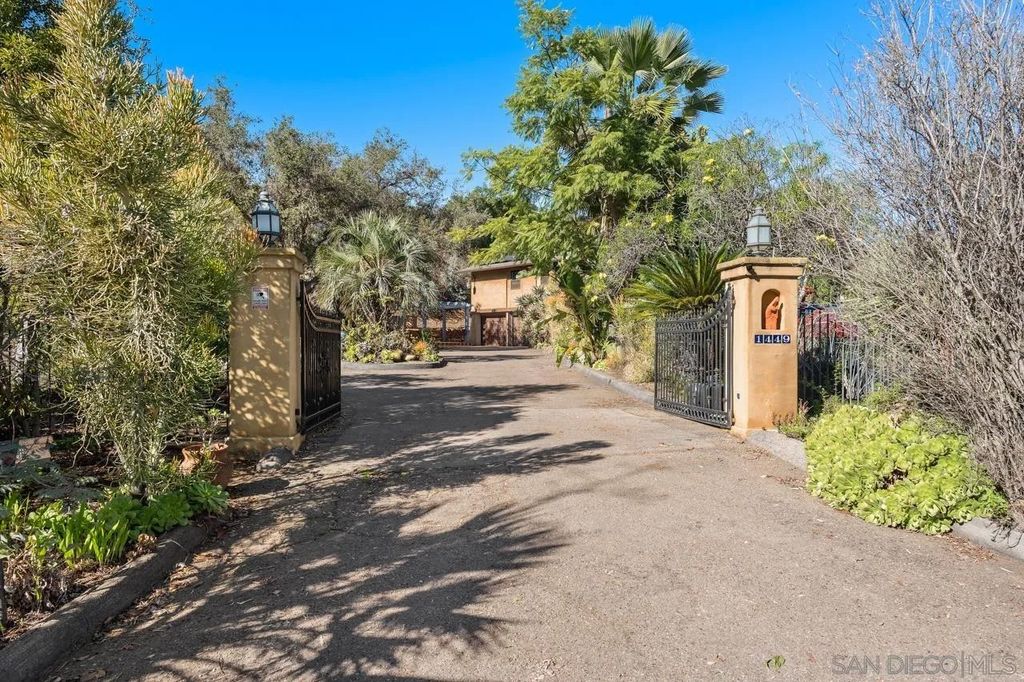 Photo of 1449 Bernita Way, El Cajon, CA 92020 (MLS # 260012407)