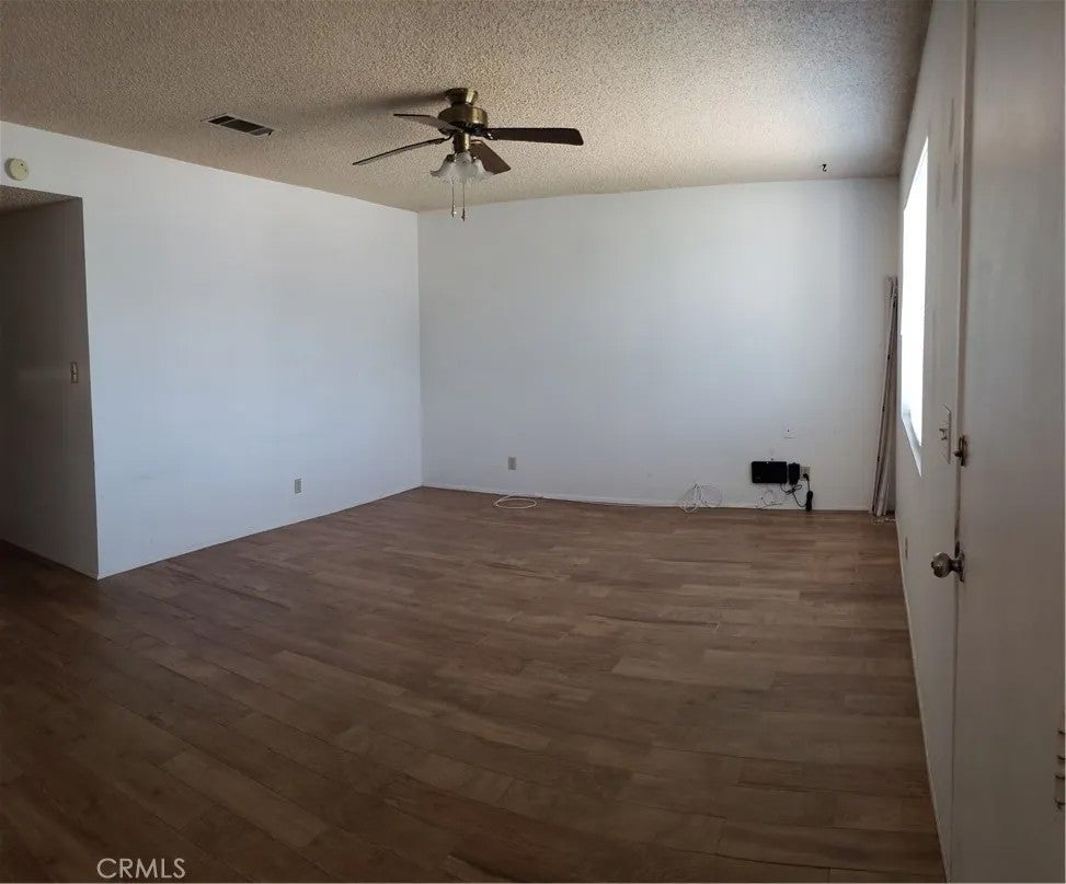 Photo of 1964 W Oakland Avenue, Hemet, CA 92545 (MLS # SW26119121)