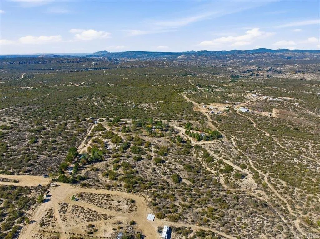 1496 Vista De La Sierra