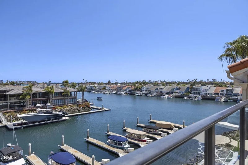 4252 Harbour Island Lane