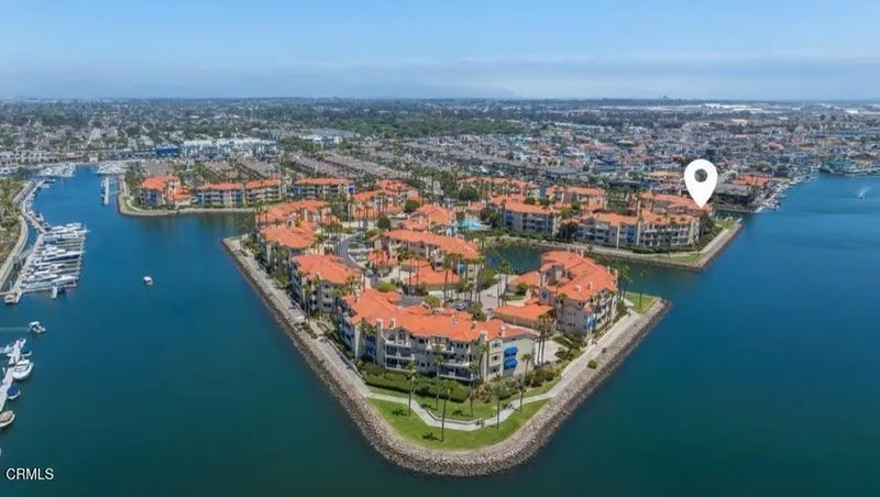 4252 Harbour Island Lane