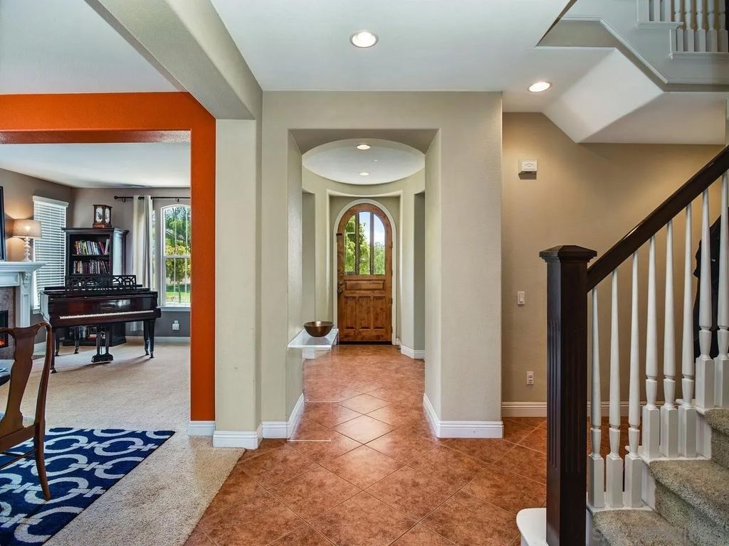 Photo of 2676 Peppertree Way, Carlsbad, CA 92009 (MLS # 250039495)