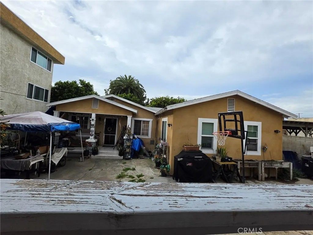 Photo of 551 W 14th St, San Pedro, CA 90731 (MLS # DW26071570)