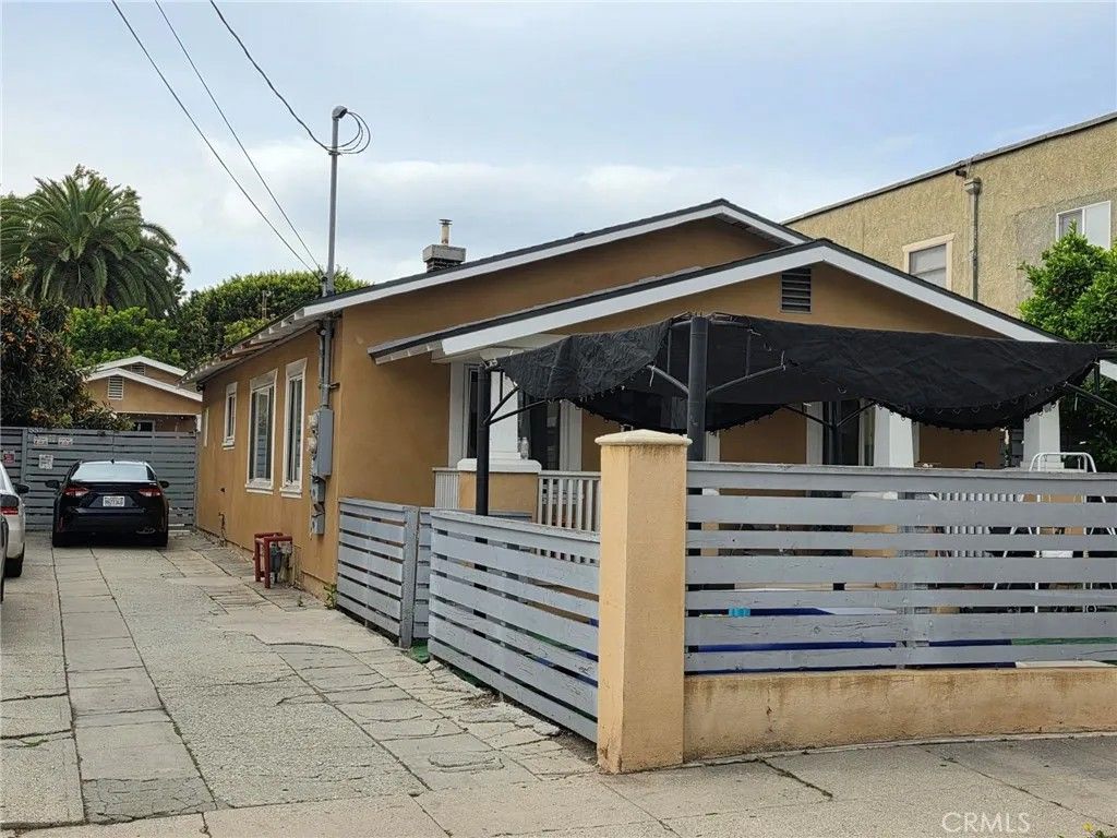 Photo of 551 W 14th St, San Pedro, CA 90731 (MLS # DW26071570)