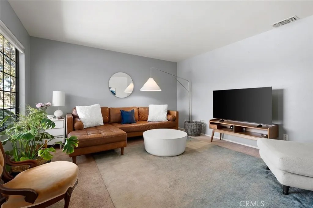 1132 Saint John Circle
