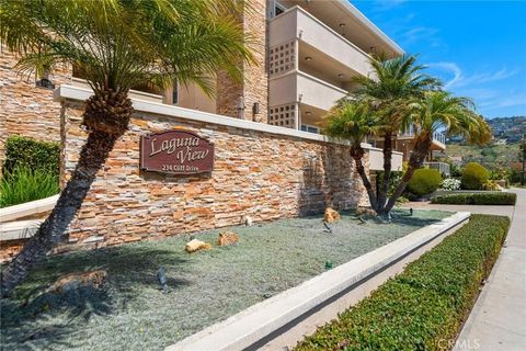 Tiny photo for 234 Cliff Drive #4, Laguna Beach, CA 92651 (MLS # LG25245748)