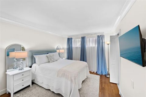 Tiny photo for 234 Cliff Drive #4, Laguna Beach, CA 92651 (MLS # LG25245748)