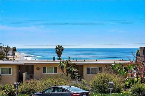 Photo of 234 Cliff Drive #4, Laguna Beach, CA 92651 (MLS # LG25245748)