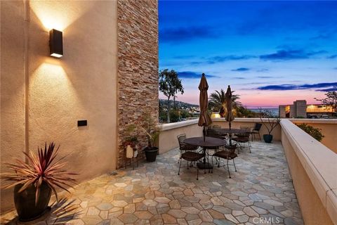 Tiny photo for 234 Cliff Drive #4, Laguna Beach, CA 92651 (MLS # LG25245748)