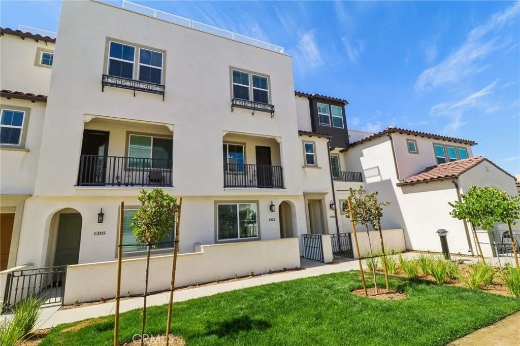 Photo of 1306 Cantada Court, El Cajon, CA 92019 (MLS # OC26007706)