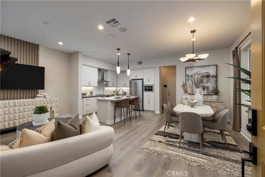 Photo of 1306 Cantada Court, El Cajon, CA 92019 (MLS # OC26007706)