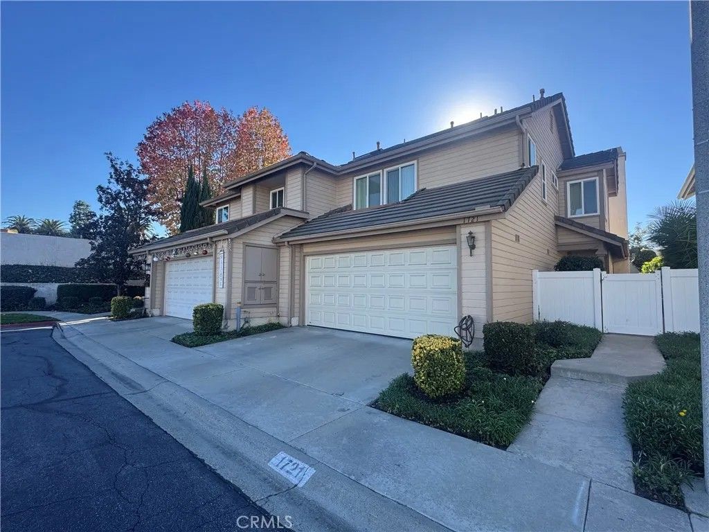 Photo of 1721 Brougham Pl, Hacienda Heights, CA 91745 (MLS # CV25272588)