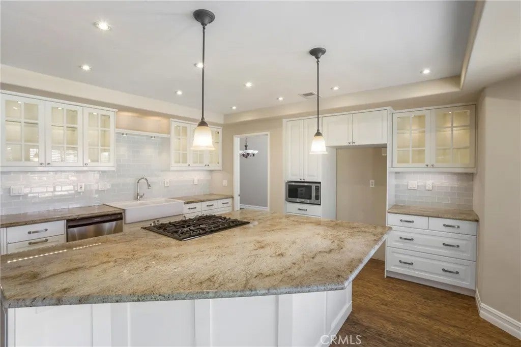 31752 Poole Court