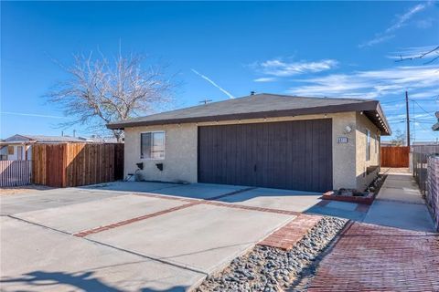 Photo of 6411 Mountain View, Joshua Tree, CA 92252 (MLS # JT26034110)