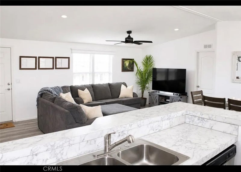 11561 Buena Vista