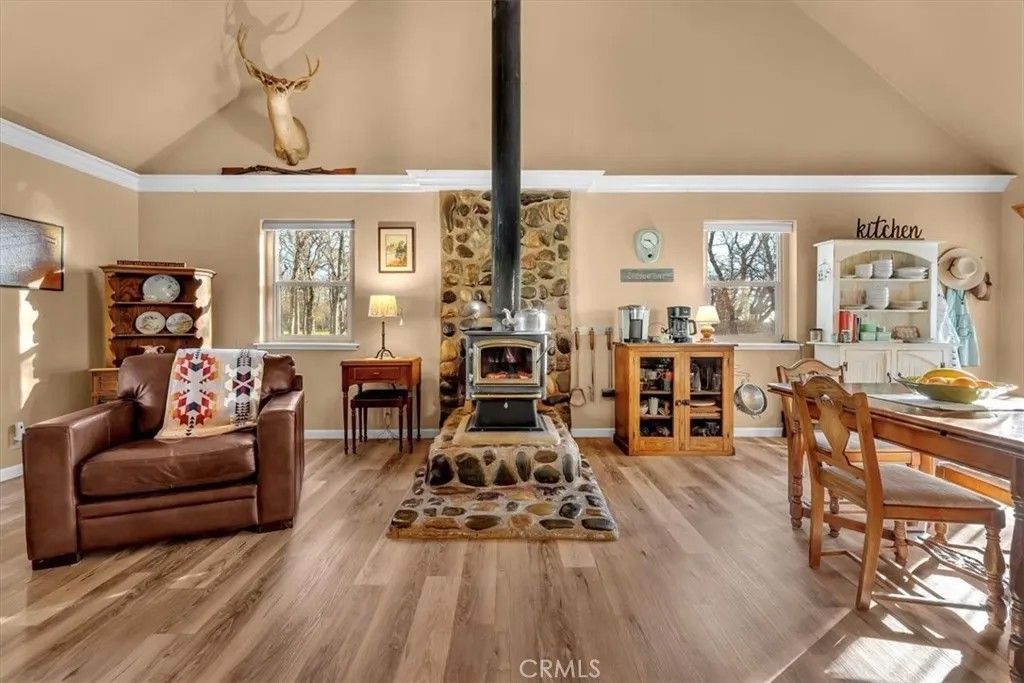 Photo of 18810 Phyllis Rd, Cottonwood, CA 96022 (MLS # SN26011967)