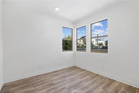 Tiny photo for 162 Frame, Irvine, CA 92618 (MLS # OC25238117)