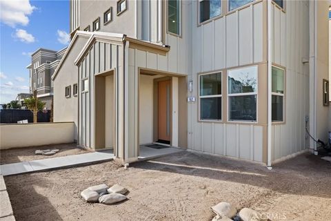 Tiny photo for 162 Frame, Irvine, CA 92618 (MLS # OC25238117)