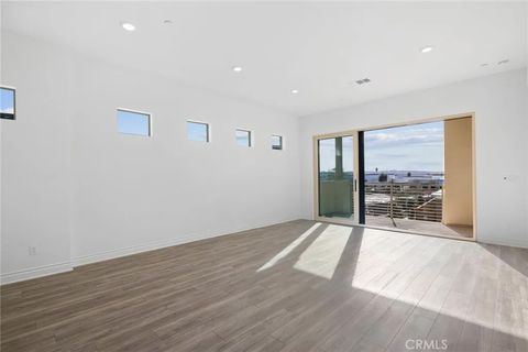 Tiny photo for 162 Frame, Irvine, CA 92618 (MLS # OC25238117)