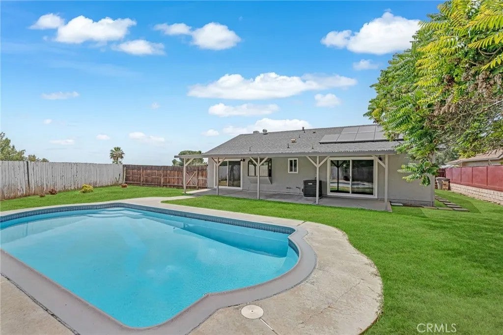 24859 Rock Springs Trail