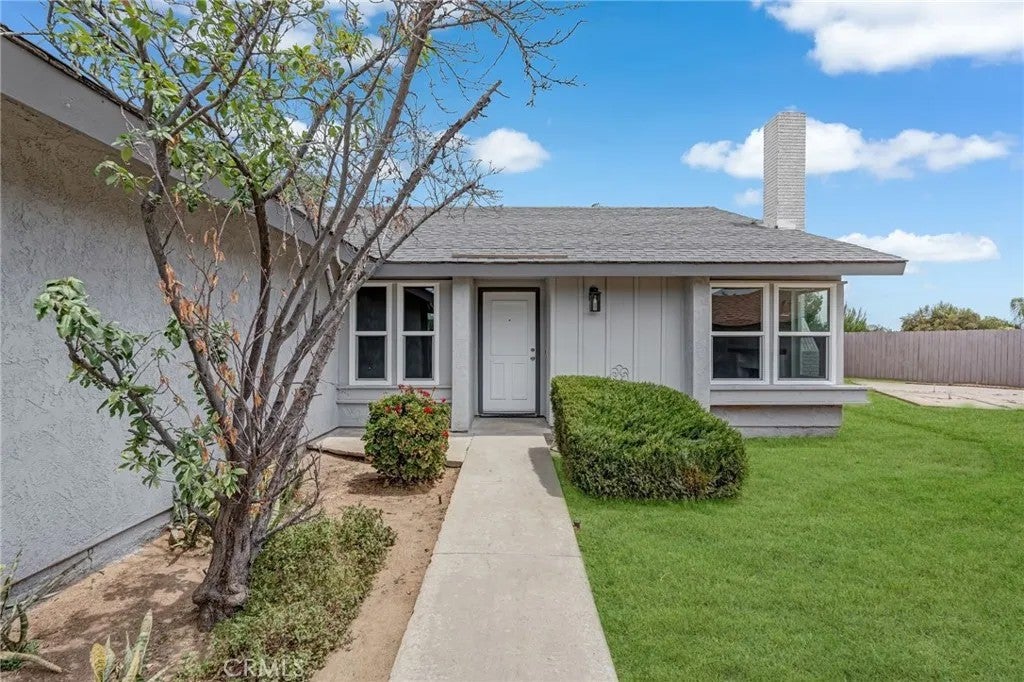 24859 Rock Springs Trail