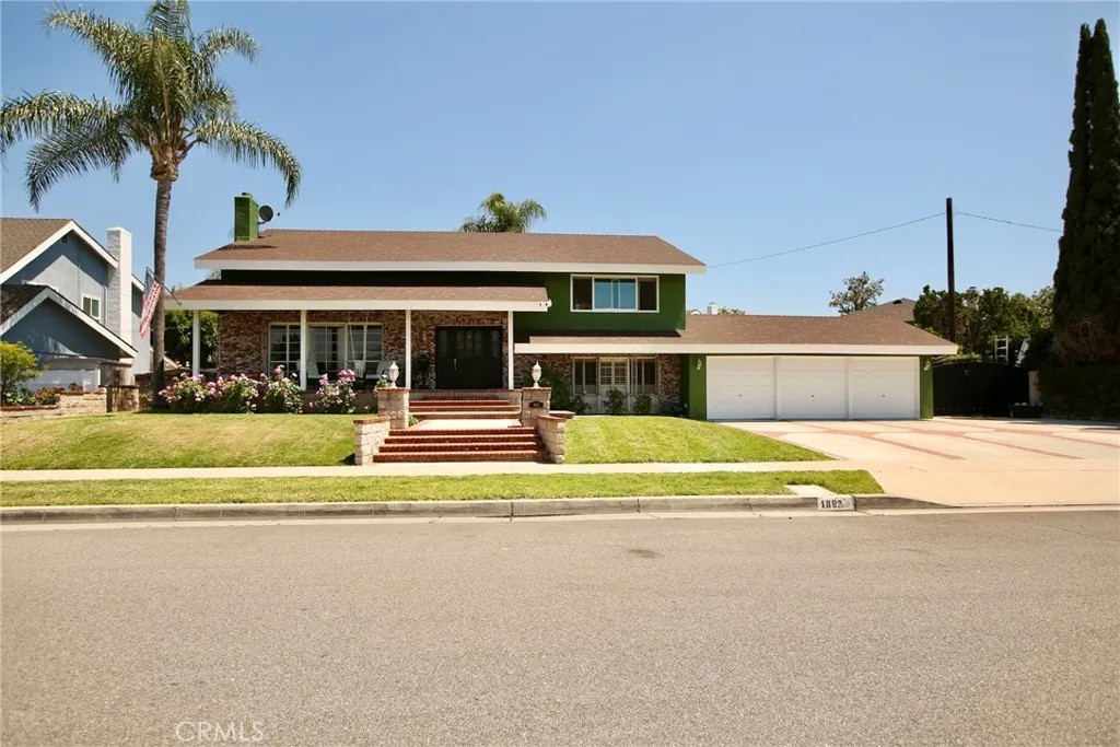1893 N Fern Street