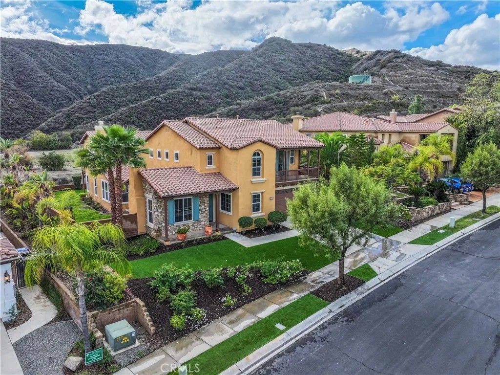 Photo of 7725 Lady Banks Loop, Corona, CA 92883 (MLS # OC25264833)