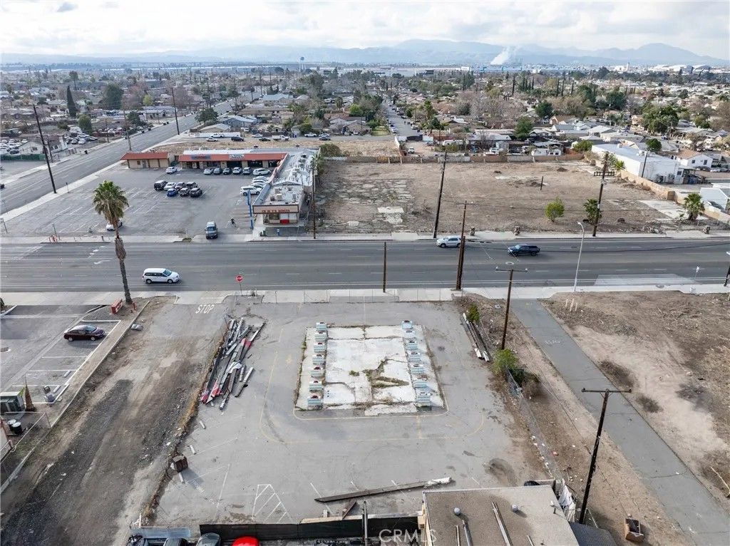 Photo of 26468 Baseline St, Highlands, CA 92346 (MLS # CV26011322)