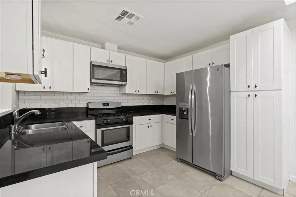 Photo of 14746 Jaguar, Mission Hills (san Fernando), CA 91345 (MLS # SR25280084)
