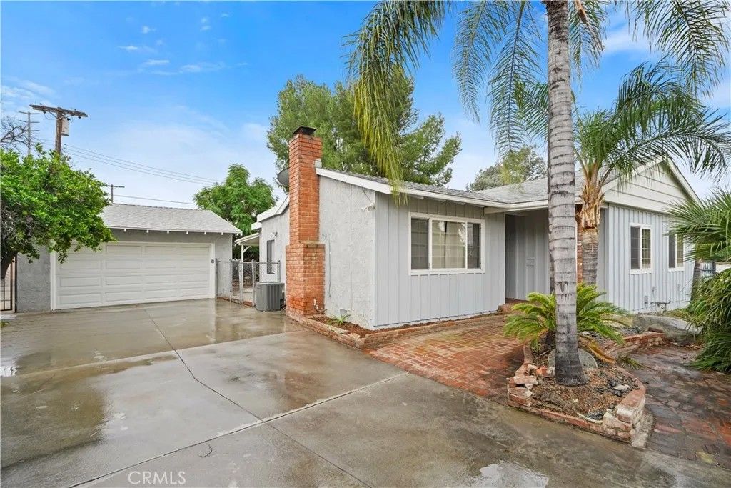 Photo of 14746 Jaguar, Mission Hills (san Fernando), CA 91345 (MLS # SR25280084)