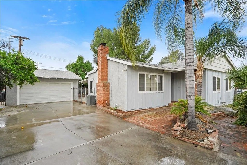 Photo of 14746 Jaguar, Mission Hills (san Fernando), CA 91345 (MLS # SR25280084)