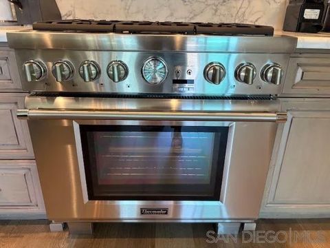 Tiny photo for 801 Ash St #1303, San Diego, CA 92101 (MLS # 260005536)