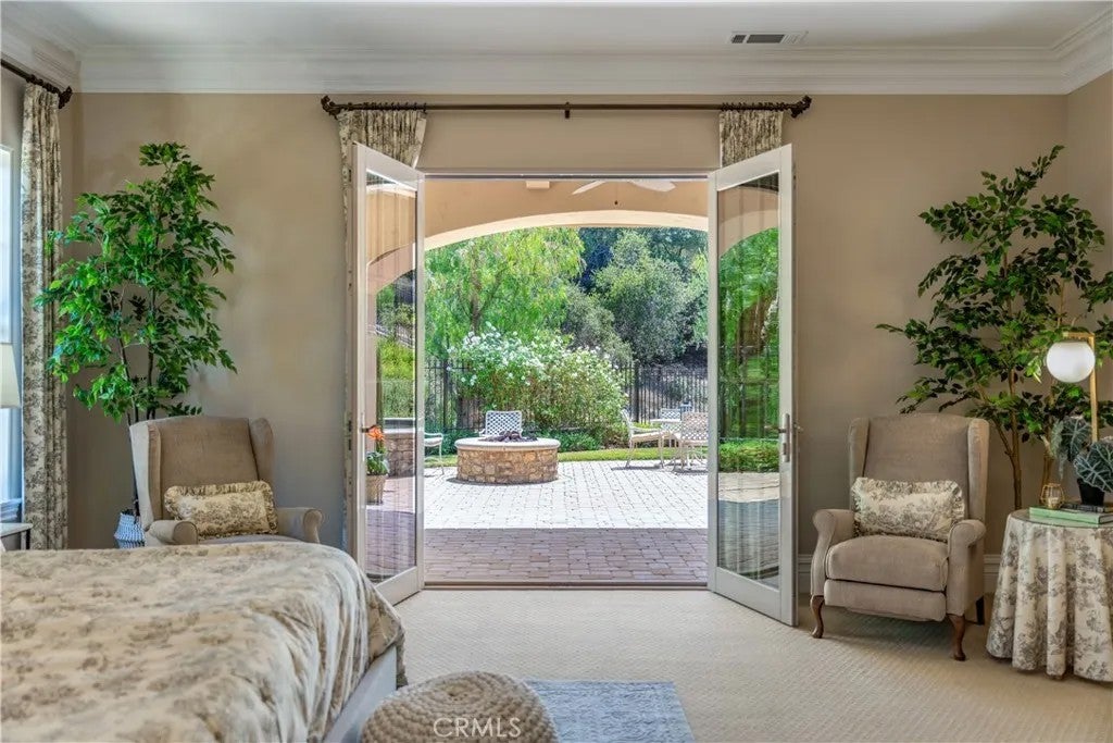 22121 Lynx Court