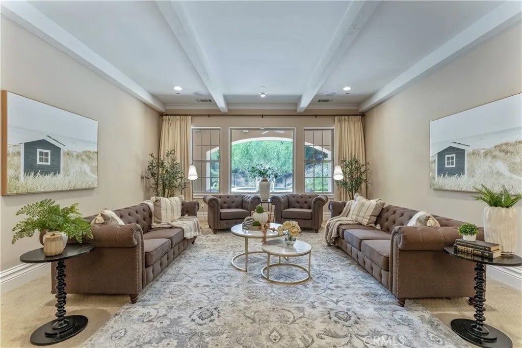 22121 Lynx Court