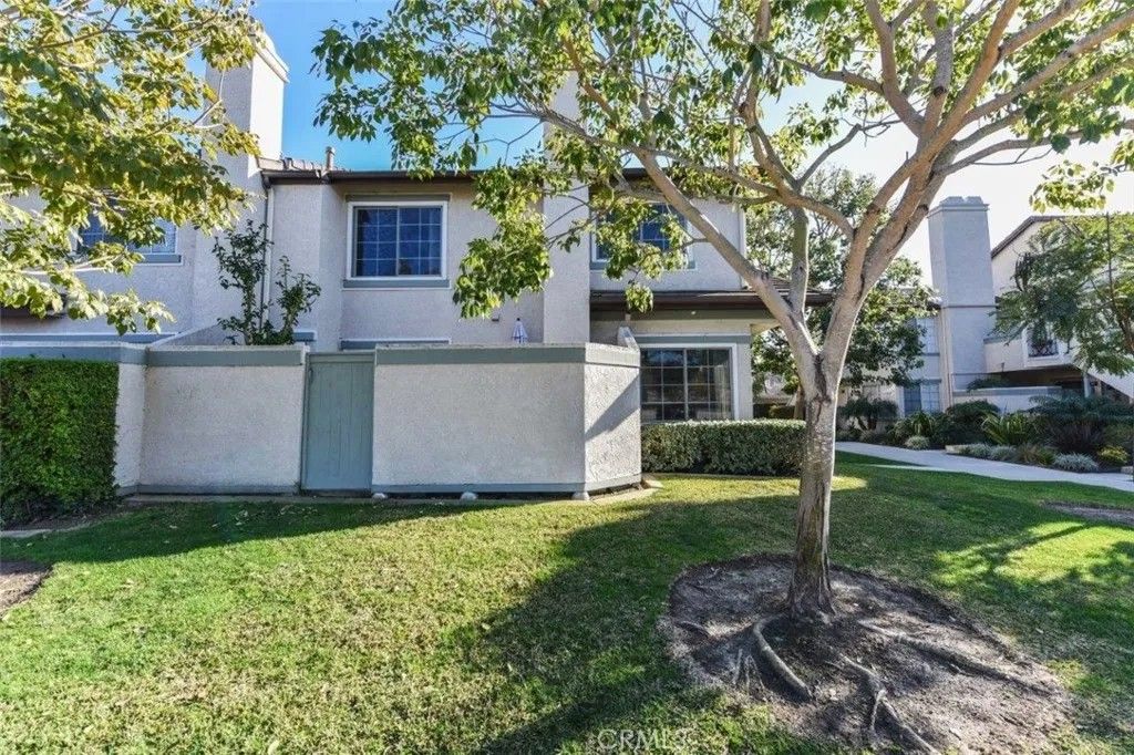 Photo of 73 Oxford #46, Irvine, CA 92612 (MLS # OC26084503)